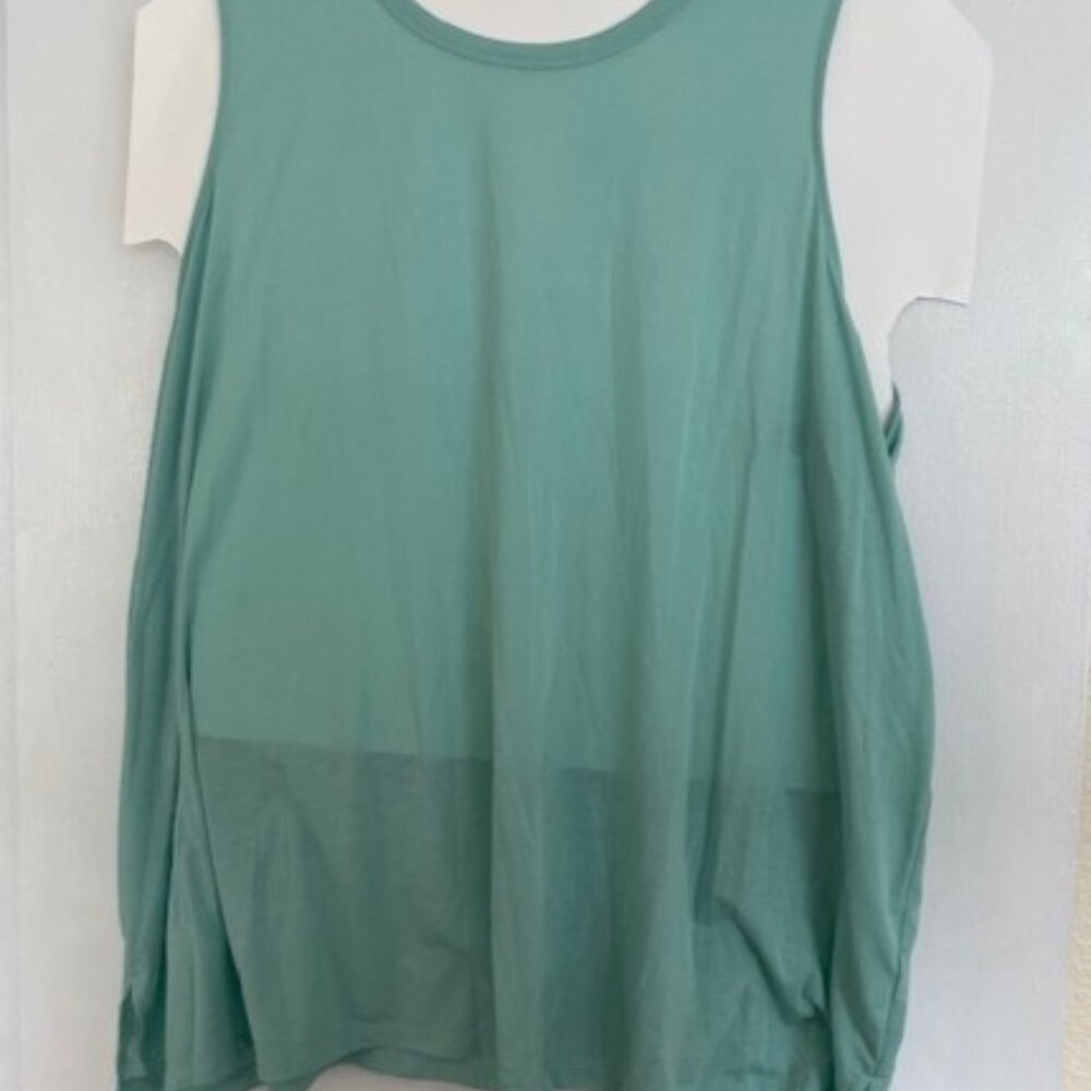 Old Navy Active Ultralite Green Tank